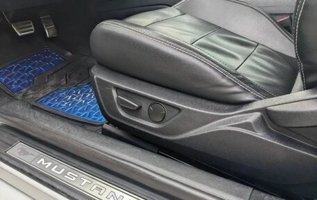Ford Mustang VI рестайлинг, 2021 год, 3 260 000 рублей, 16 фотография