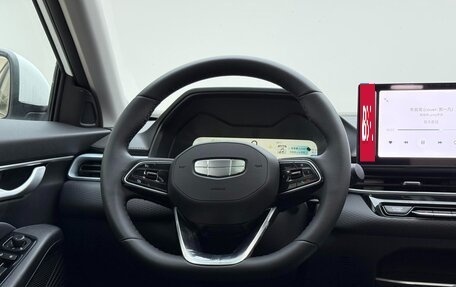 Geely Emgrand, 2025 год, 1 670 548 рублей, 13 фотография
