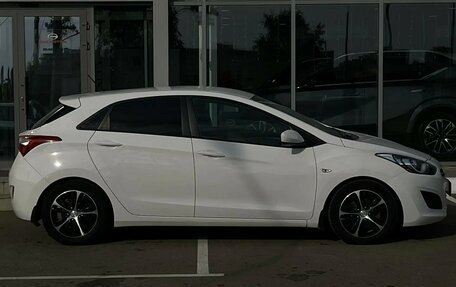 Hyundai i30 II рестайлинг, 2013 год, 970 000 рублей, 12 фотография