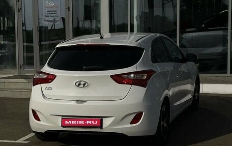 Hyundai i30 II рестайлинг, 2013 год, 970 000 рублей, 11 фотография