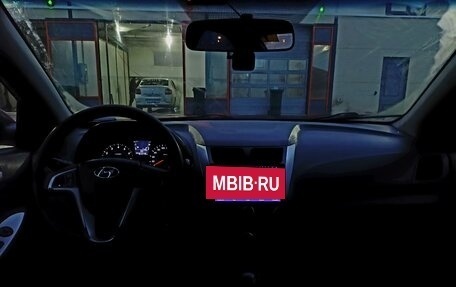 Hyundai Solaris II рестайлинг, 2014 год, 499 999 рублей, 17 фотография
