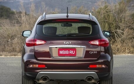 Infiniti QX50 I рестайлинг, 2016 год, 1 499 000 рублей, 4 фотография