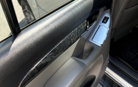 Toyota Land Cruiser Prado 120 рестайлинг, 2007 год, 1 790 000 рублей, 22 фотография