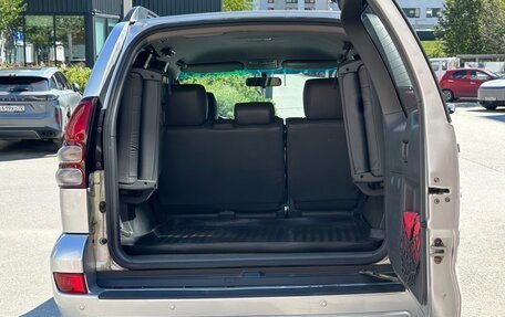 Toyota Land Cruiser Prado 120 рестайлинг, 2007 год, 1 790 000 рублей, 15 фотография