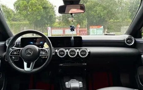 Mercedes-Benz A-Класс, 2023 год, 1 856 000 рублей, 9 фотография