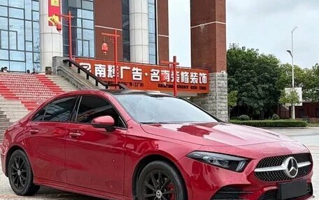 Mercedes-Benz A-Класс, 2023 год, 1 856 000 рублей, 3 фотография