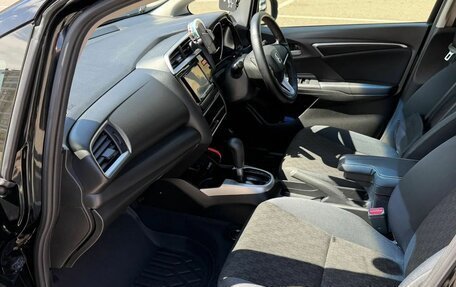 Honda Fit III, 2015 год, 1 050 000 рублей, 21 фотография