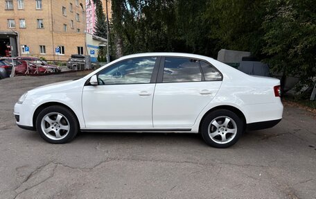 Volkswagen Jetta VI, 2008 год, 649 999 рублей, 3 фотография