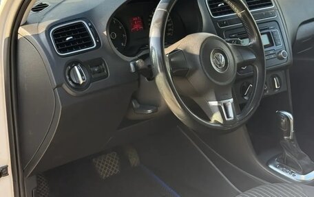Volkswagen Polo VI (EU Market), 2012 год, 720 000 рублей, 10 фотография