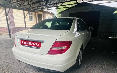 Mercedes-Benz C-Класс, 2012 год, 1 100 000 рублей, 3 фотография