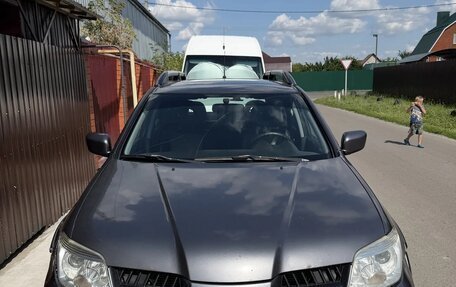Mitsubishi Outlander III рестайлинг 3, 2007 год, 485 000 рублей, 1 фотография