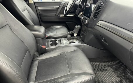 Mitsubishi Pajero IV, 2013 год, 1 999 000 рублей, 16 фотография