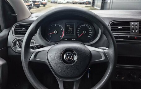 Volkswagen Polo VI (EU Market), 2018 год, 1 349 000 рублей, 7 фотография