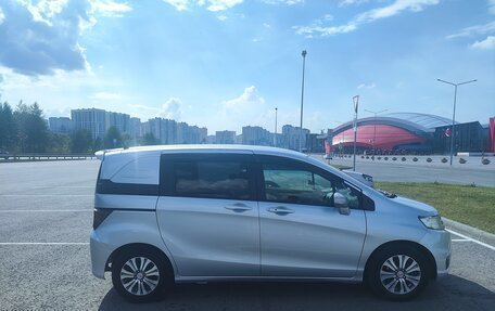 Honda Freed I, 2012 год, 930 000 рублей, 3 фотография