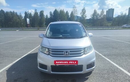 Honda Freed I, 2012 год, 930 000 рублей, 10 фотография