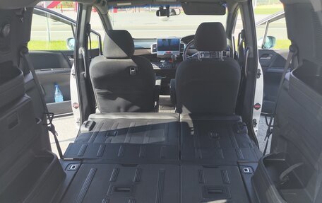 Honda Freed I, 2012 год, 930 000 рублей, 15 фотография
