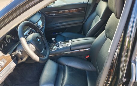 BMW 7 серия, 2010 год, 1 750 000 рублей, 12 фотография