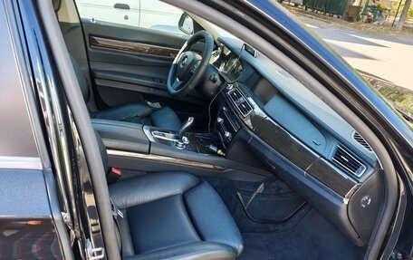 BMW 7 серия, 2010 год, 1 750 000 рублей, 9 фотография
