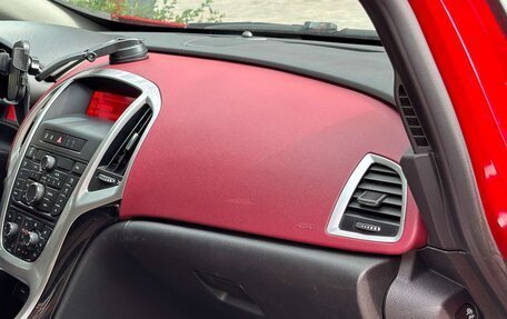 Opel Astra J, 2013 год, 750 000 рублей, 34 фотография