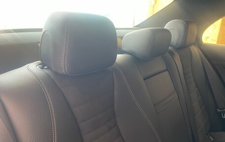 Mercedes-Benz E-Класс, 2019 год, 3 450 000 рублей, 10 фотография