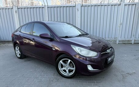Hyundai Solaris II рестайлинг, 2012 год, 649 000 рублей, 3 фотография