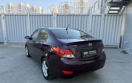 Hyundai Solaris II рестайлинг, 2012 год, 649 000 рублей, 4 фотография