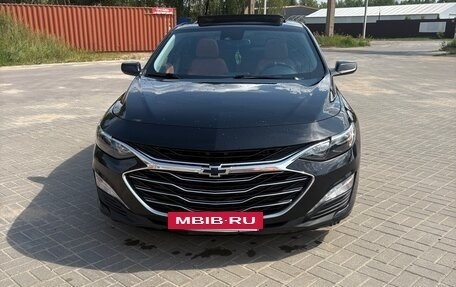 Chevrolet Malibu IX, 2019 год, 1 650 000 рублей, 2 фотография