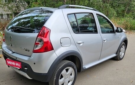 Renault Sandero I, 2013 год, 735 000 рублей, 3 фотография