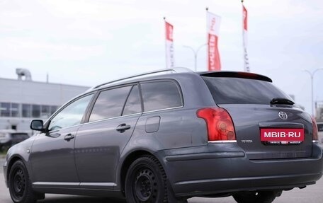 Toyota Avensis III рестайлинг, 2006 год, 536 067 рублей, 7 фотография
