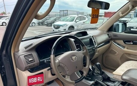 Toyota Land Cruiser Prado 120 рестайлинг, 2008 год, 2 199 999 рублей, 11 фотография