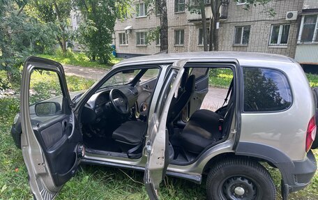 Chevrolet Niva I рестайлинг, 2012 год, 360 000 рублей, 7 фотография