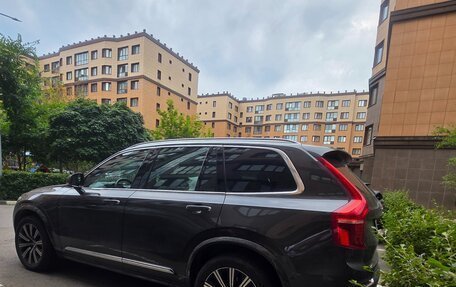 Volvo XC90 II рестайлинг, 2022 год, 5 950 000 рублей, 2 фотография