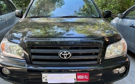 Toyota Highlander III, 2004 год, 1 100 000 рублей, 1 фотография