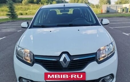 Renault Logan II, 2016 год, 570 000 рублей, 3 фотография