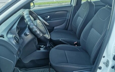 Renault Logan II, 2016 год, 570 000 рублей, 12 фотография