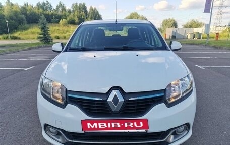 Renault Logan II, 2016 год, 570 000 рублей, 7 фотография