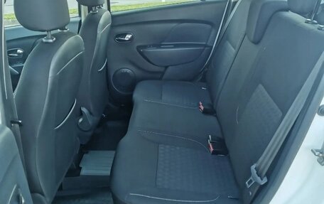 Renault Logan II, 2016 год, 570 000 рублей, 27 фотография