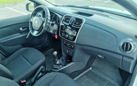 Renault Logan II, 2016 год, 570 000 рублей, 26 фотография