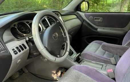 Toyota Highlander III, 2004 год, 1 100 000 рублей, 5 фотография