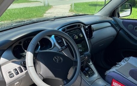 Toyota Highlander III, 2004 год, 1 100 000 рублей, 7 фотография