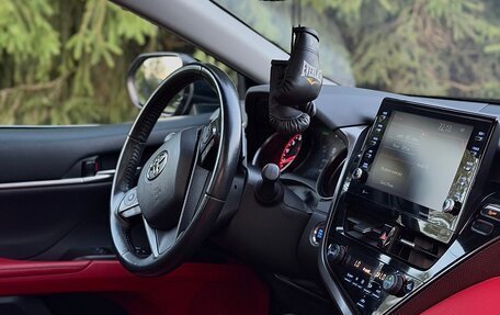 Toyota Camry, 2021 год, 3 300 000 рублей, 9 фотография