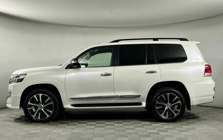 Toyota Land Cruiser 200, 2019 год, 6 199 000 рублей, 3 фотография
