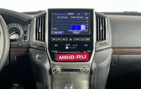 Toyota Land Cruiser 200, 2019 год, 6 199 000 рублей, 22 фотография