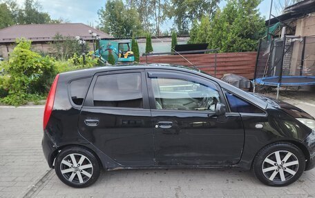 Mitsubishi Colt VI рестайлинг, 2003 год, 250 000 рублей, 2 фотография