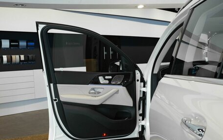 Mercedes-Benz GLS, 2024 год, 17 275 000 рублей, 8 фотография