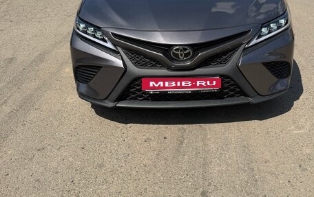 Toyota Camry, 2020 год, 2 100 000 рублей, 10 фотография