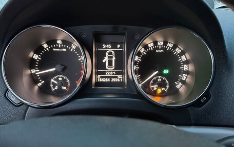Skoda Yeti I рестайлинг, 2014 год, 980 000 рублей, 8 фотография