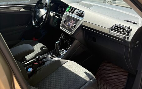 Volkswagen Tiguan II, 2018 год, 2 720 000 рублей, 5 фотография