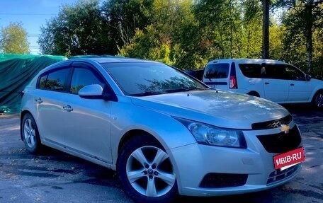 Chevrolet Cruze II, 2012 год, 450 000 рублей, 3 фотография