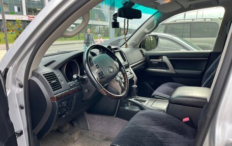Toyota Land Cruiser 200, 2011 год, 3 500 000 рублей, 6 фотография